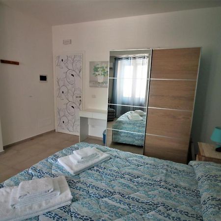 La Rosatea Rooms Монреале Екстериор снимка