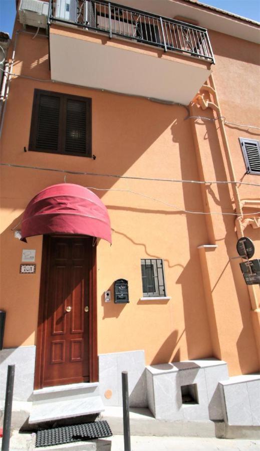 La Rosatea Rooms Монреале Екстериор снимка