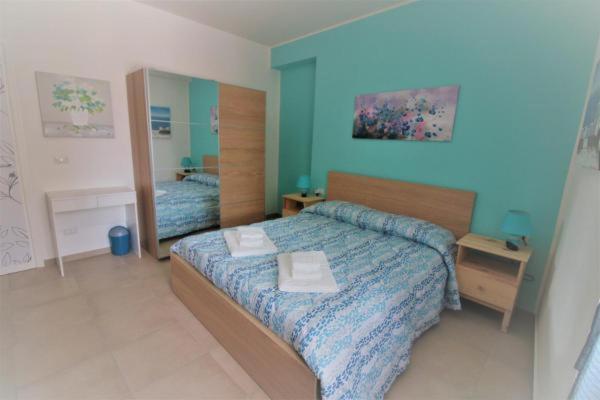La Rosatea Rooms Монреале Екстериор снимка