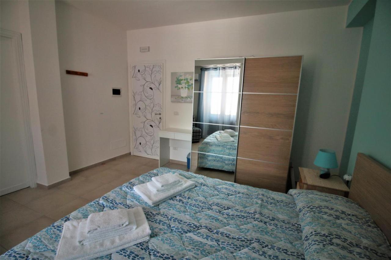 La Rosatea Rooms Монреале Екстериор снимка
